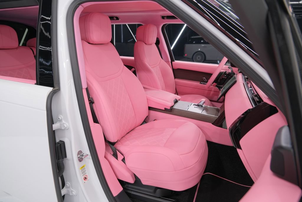 Used 2025 Land Rover Range Rover SE image 31