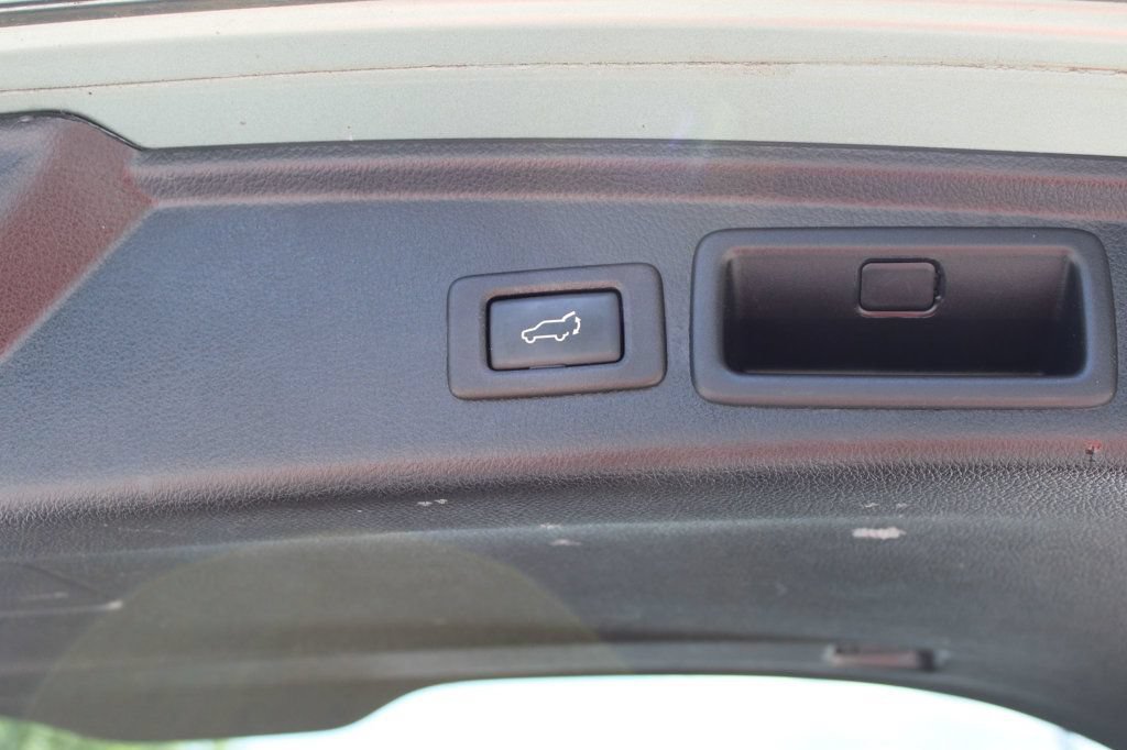Used 2016 Subaru Forester 2.5i Limited w/ Protection Package #2 AWD/4WD image 10