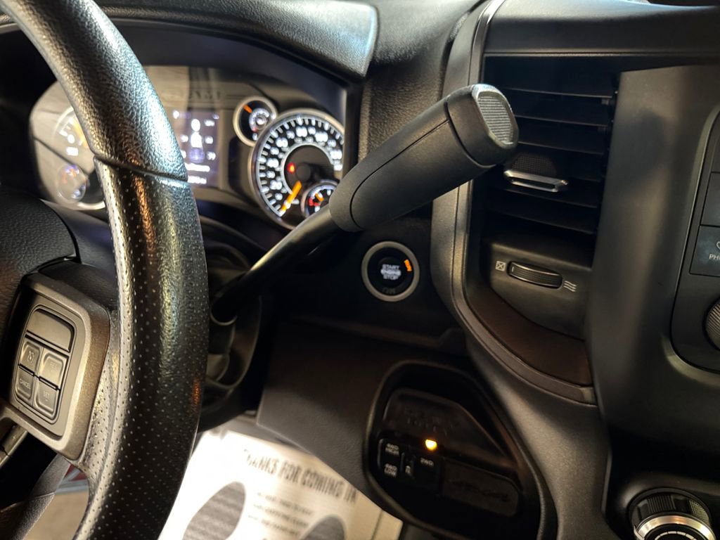 Used 2022 RAM 3500 Tradesman image 21