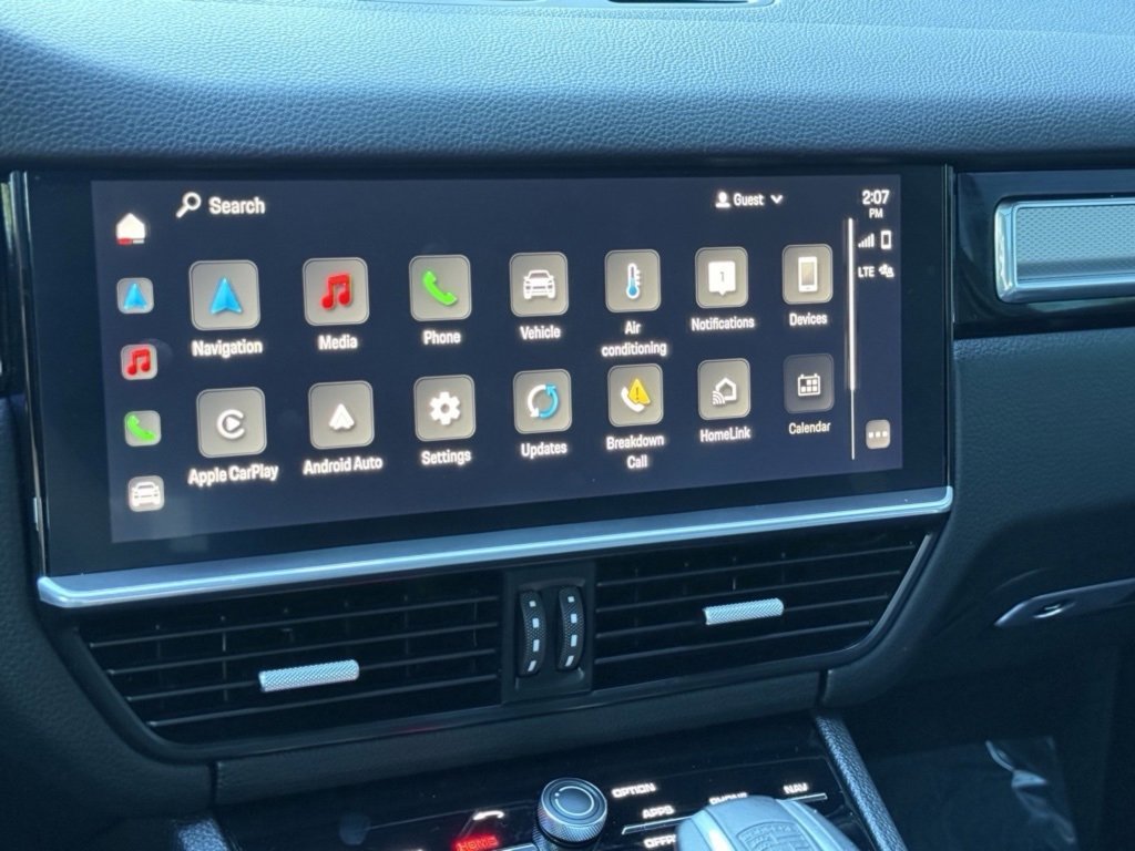 Used 2023 Porsche Cayenne image 14