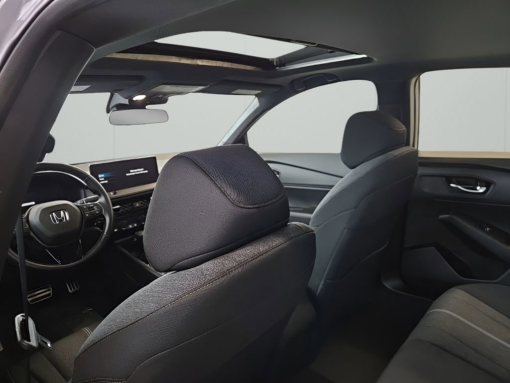 Used 2023 Honda Accord Sport image 14