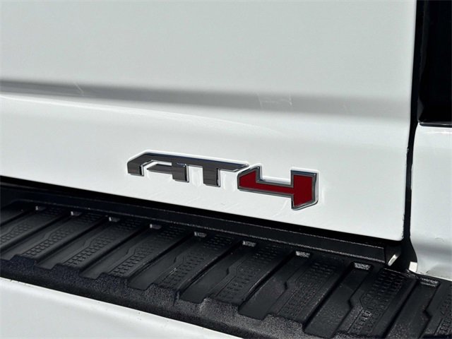 Used 2024 GMC Sierra 2500 AT4 w/ AT4 Premium Plus Package image 4