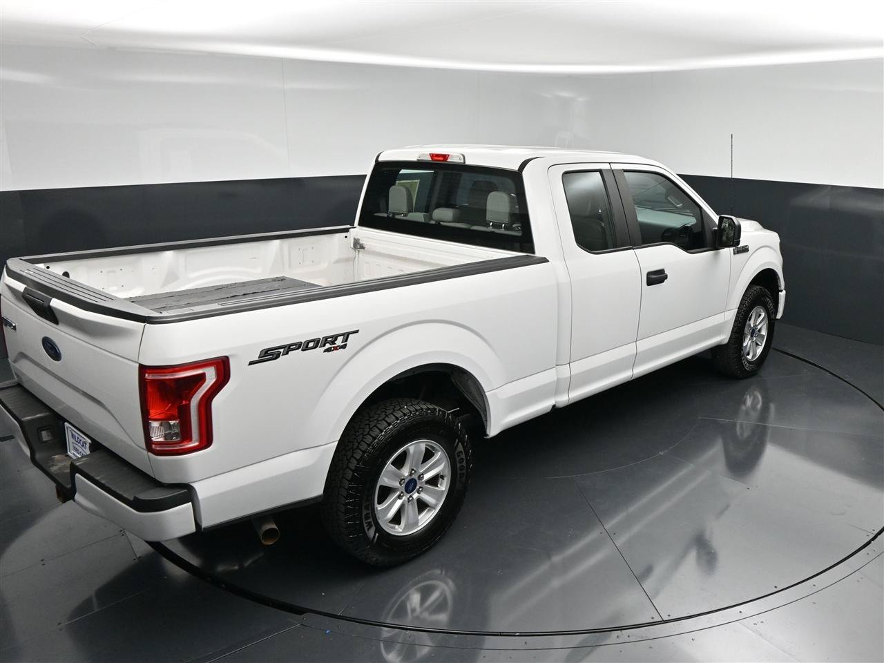 Used 2017 Ford F150 XL w/ Equipment Group 101A Mid AWD/4WD image 24