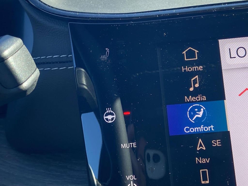 New 2026 Jeep Grand Cherokee Limited w/ Luxury Tech Group II image 45