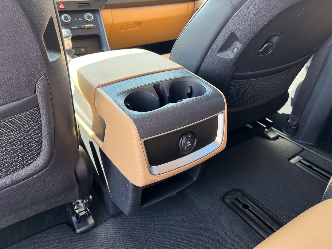 Used 2024 Kia Carnival LX image 31