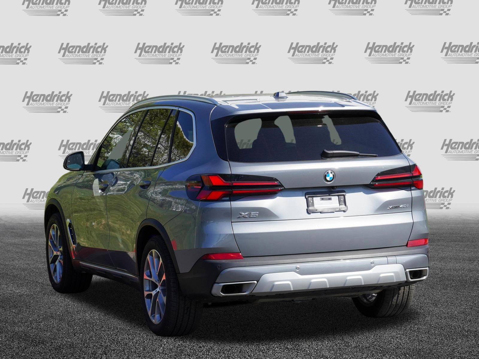 Certified 2025 BMW X5 xDrive40i w/ Premium Package AWD/4WD image 6