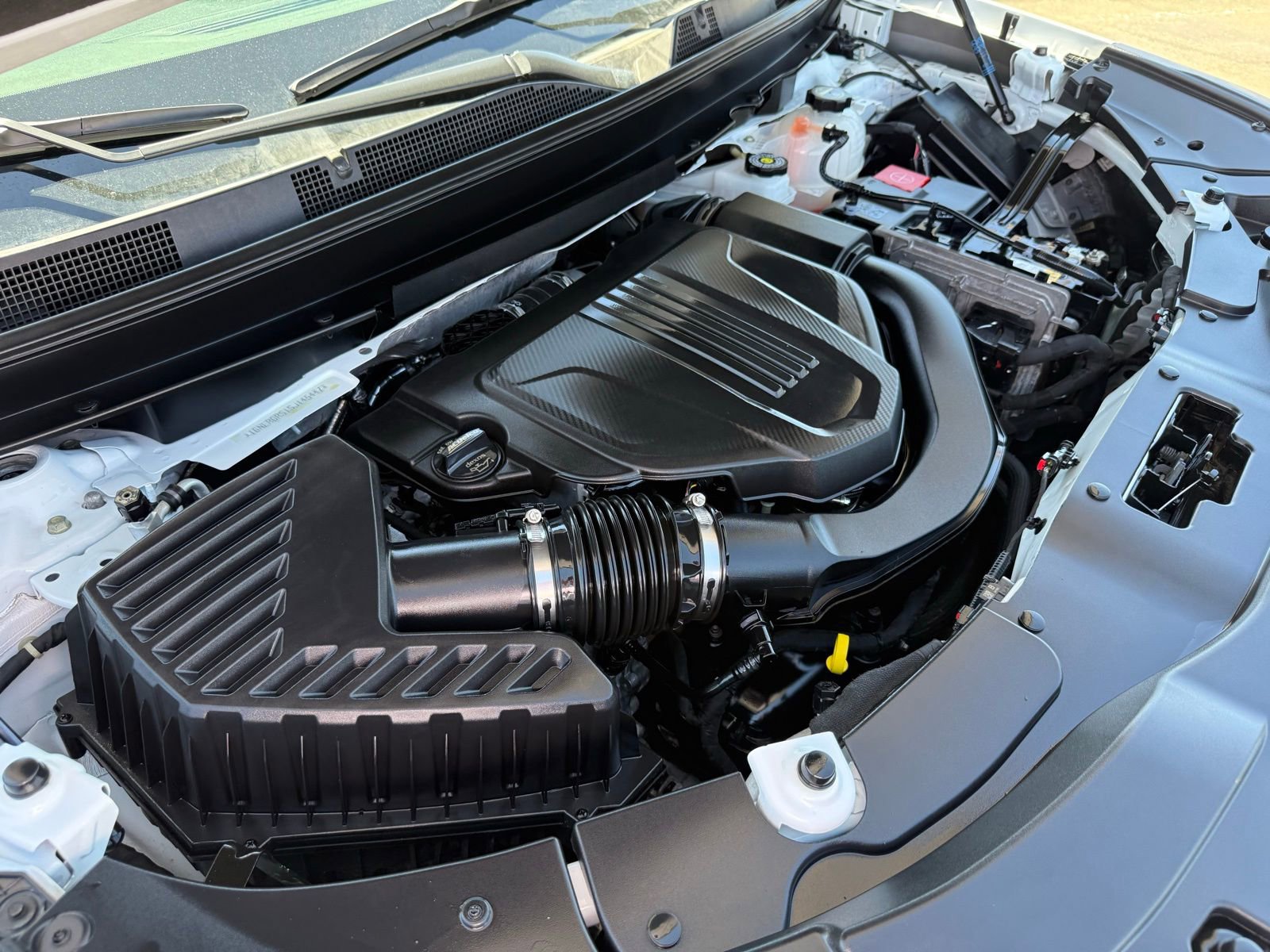 Used 2025 Chevrolet Traverse LT FWD image 42