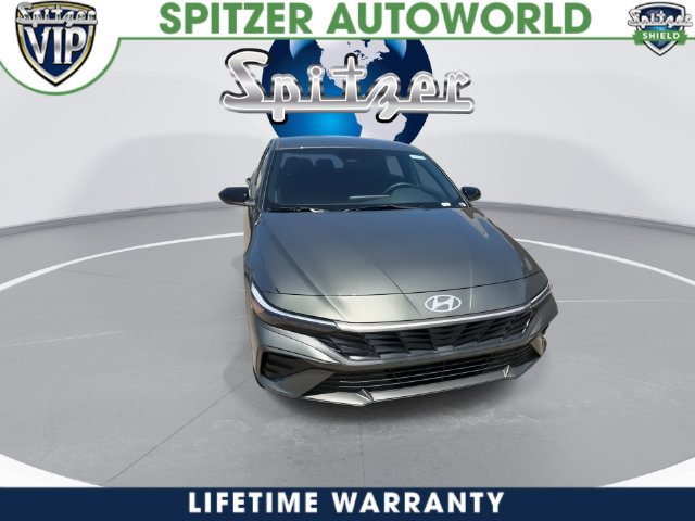 New 2026 Hyundai Elantra Sport FWD image 4