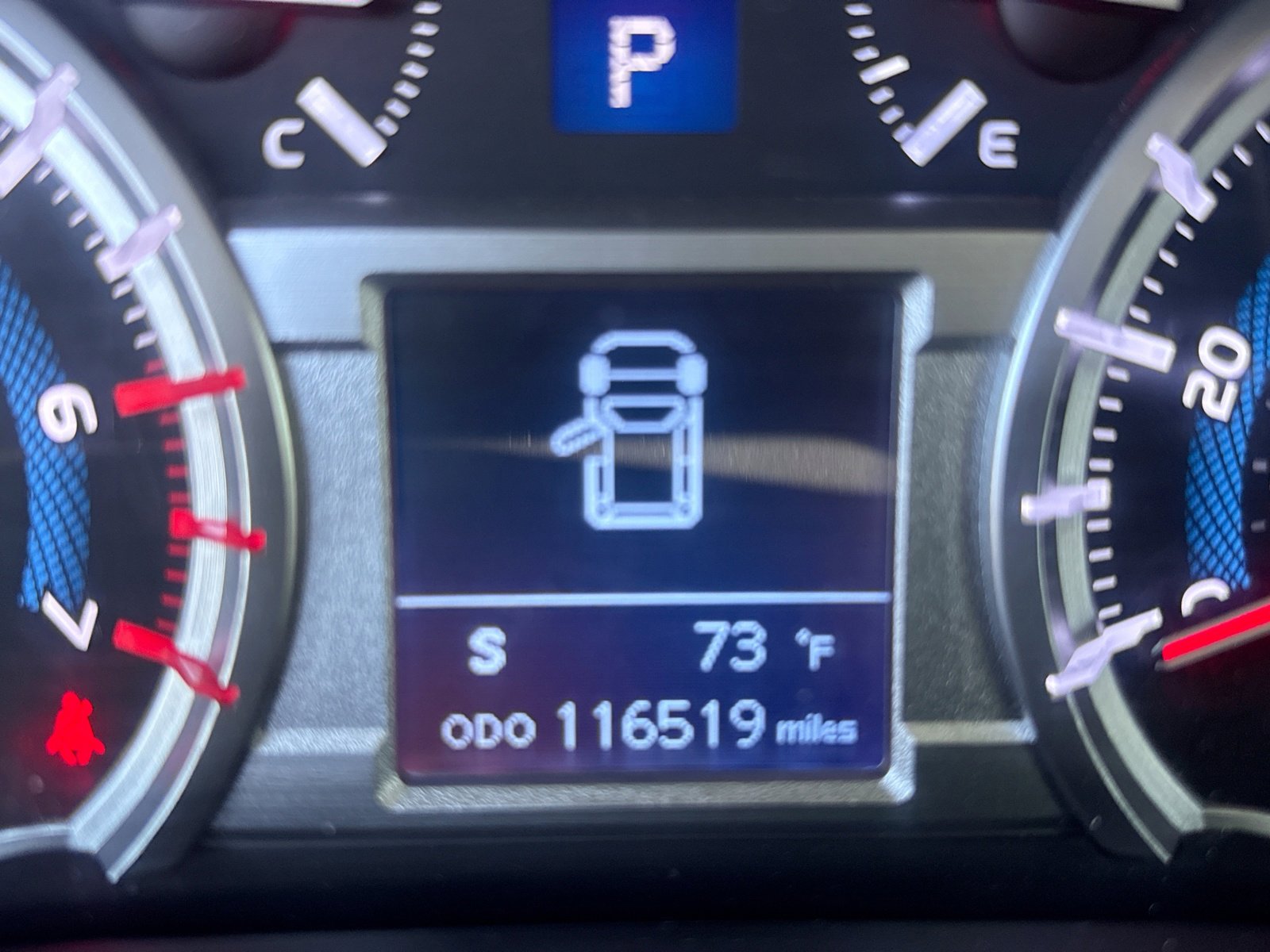 Used 2018 Toyota 4Runner SR5 AWD/4WD image 23