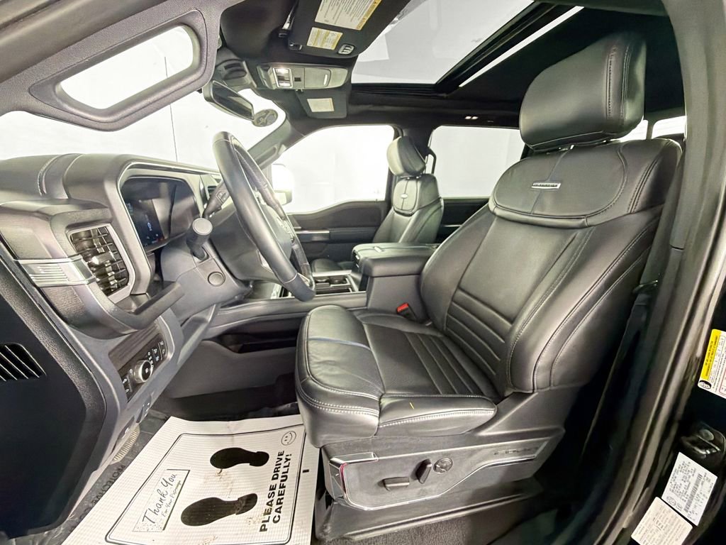 Used 2025 Ford F450 Platinum image 22