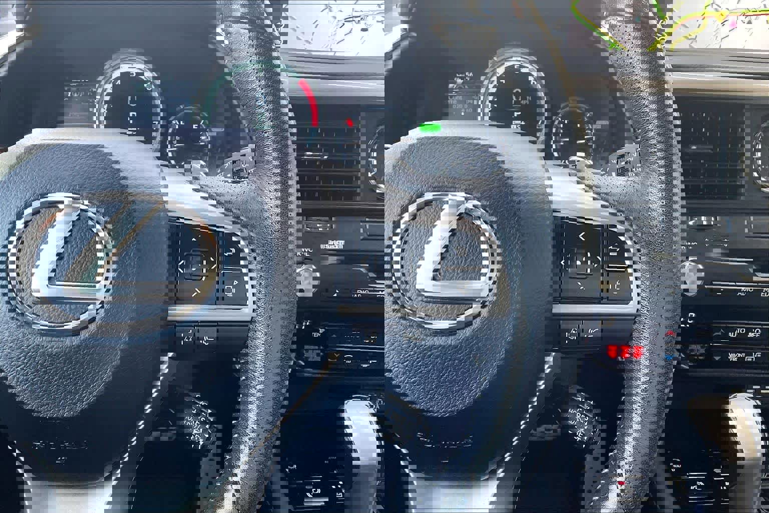 Used 2020 Lexus RX 450h F Sport w/ Accessory Package AWD/4WD image 23