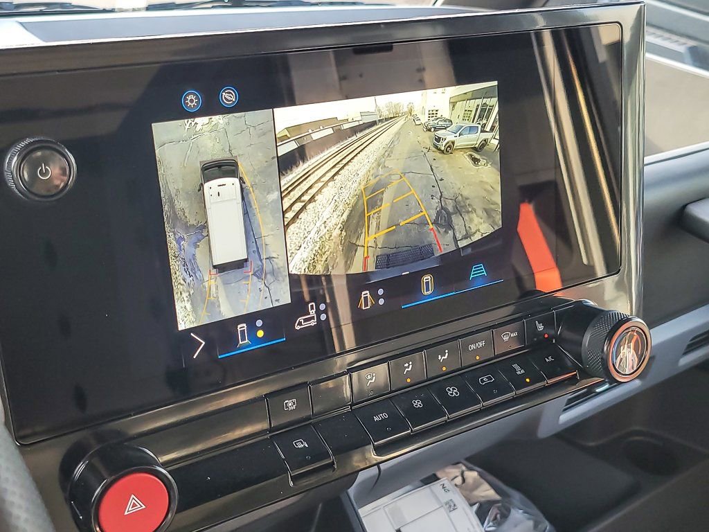 Used 2025 Chevrolet Brightdrop 400 image 13