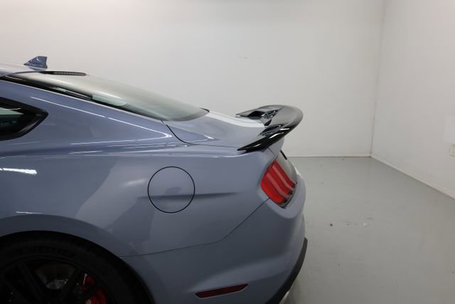 Used 2022 Ford Mustang Shelby GT500 w/ Technology Package RWD image 65