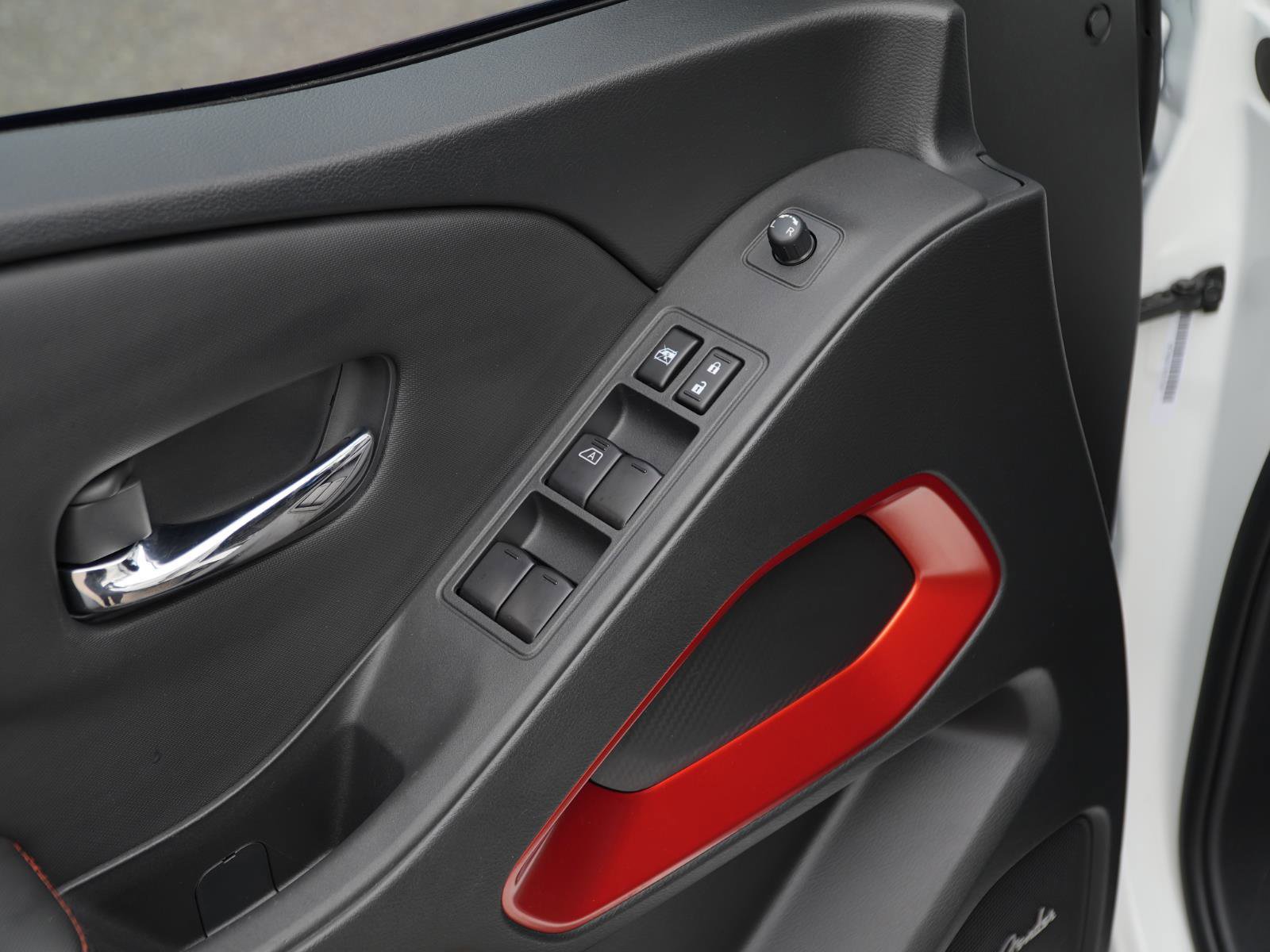 Used 2024 Nissan Frontier PRO-4X w/ Pro Premium Package image 14