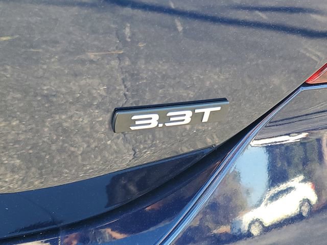 Used 2022 Genesis G70 3.3T image 10