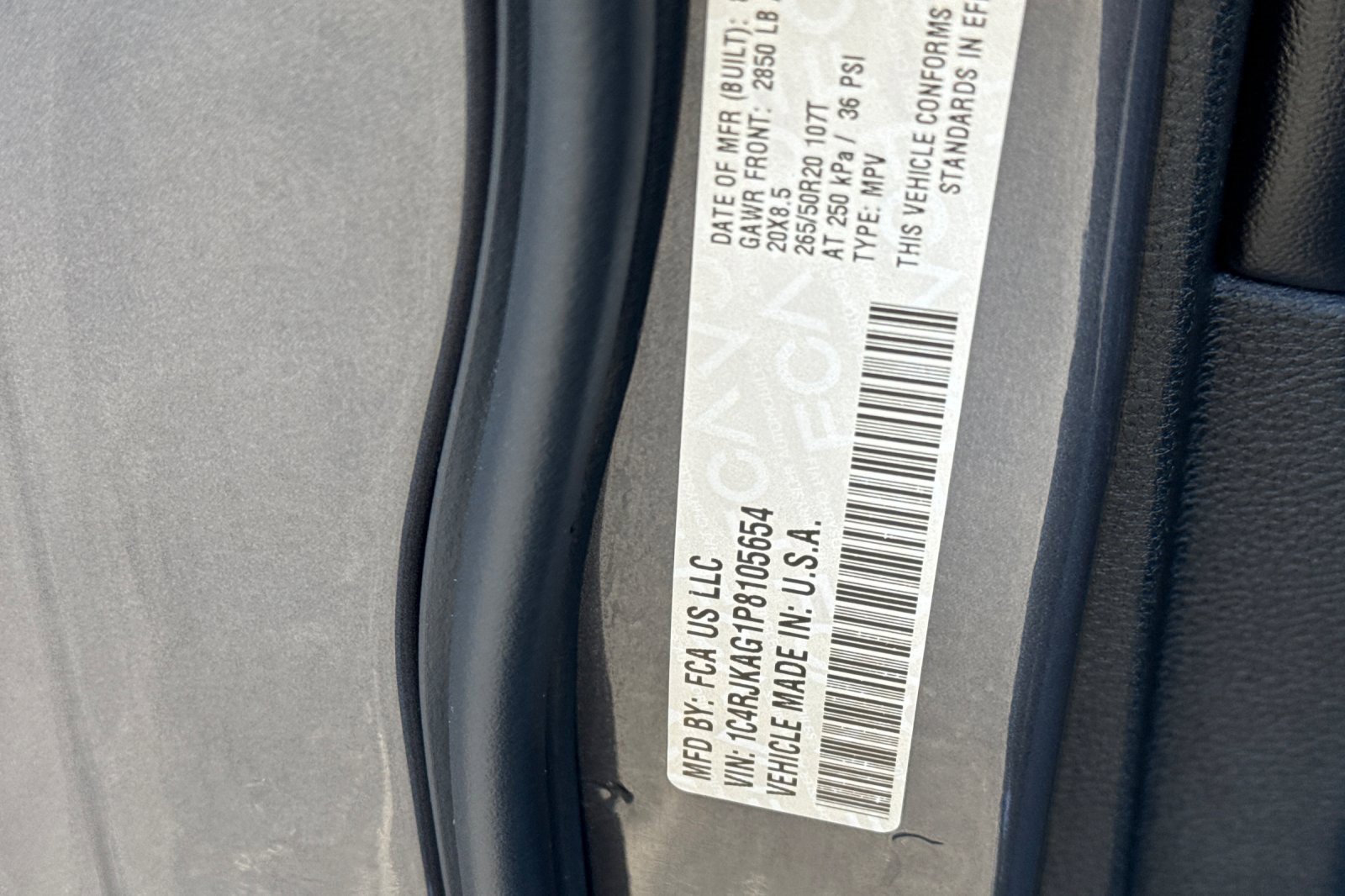 Used 2023 Jeep Grand Cherokee L Laredo image 28