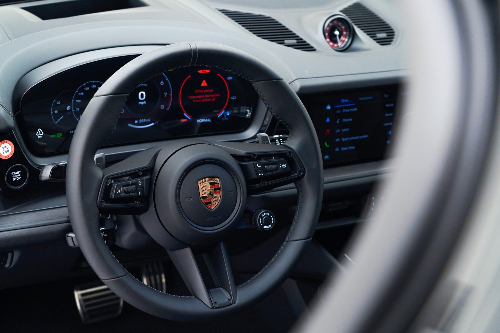 New 2026 Porsche Cayenne GTS image 20