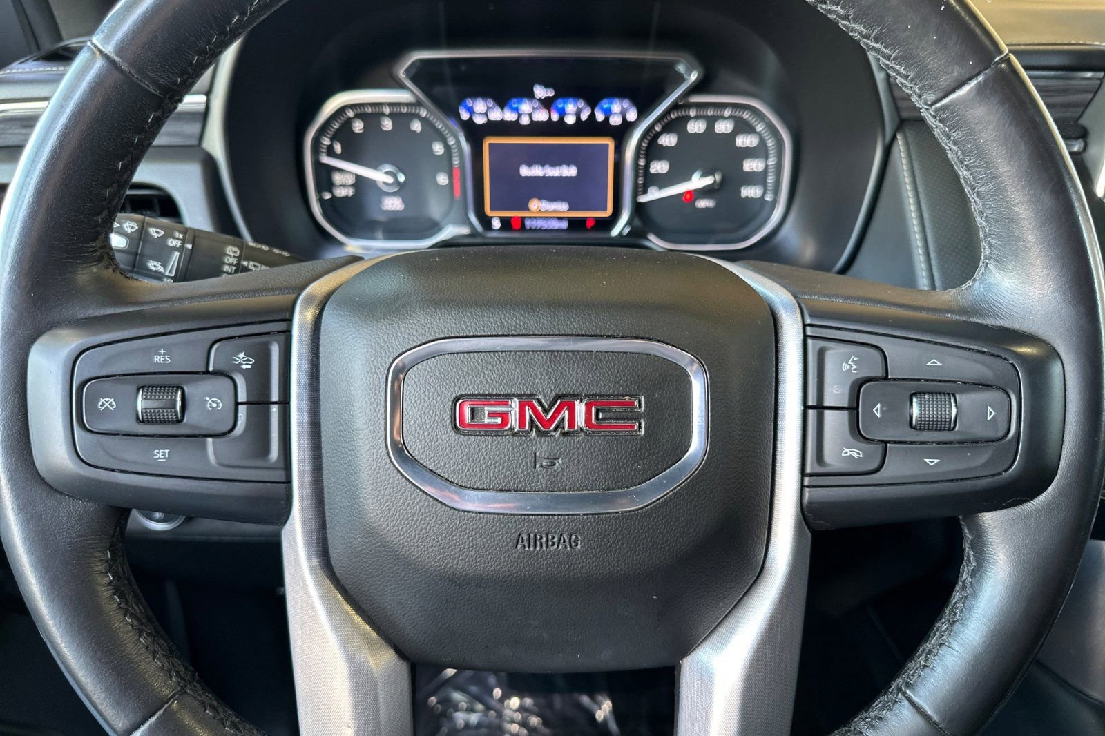 Used 2021 GMC Yukon SLT image 25