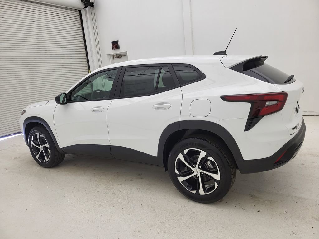 New 2026 Chevrolet Trax RS image 16