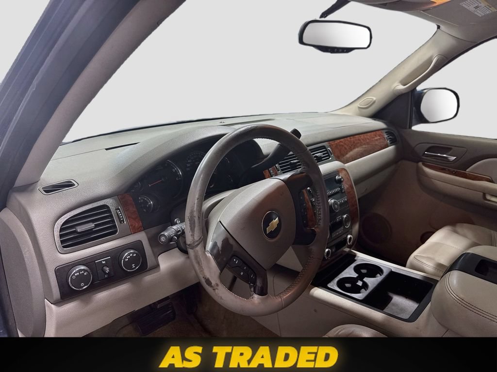 Used 2007 Chevrolet Suburban LT w/ LT Preferred Equipment Group AWD/4WD image 9