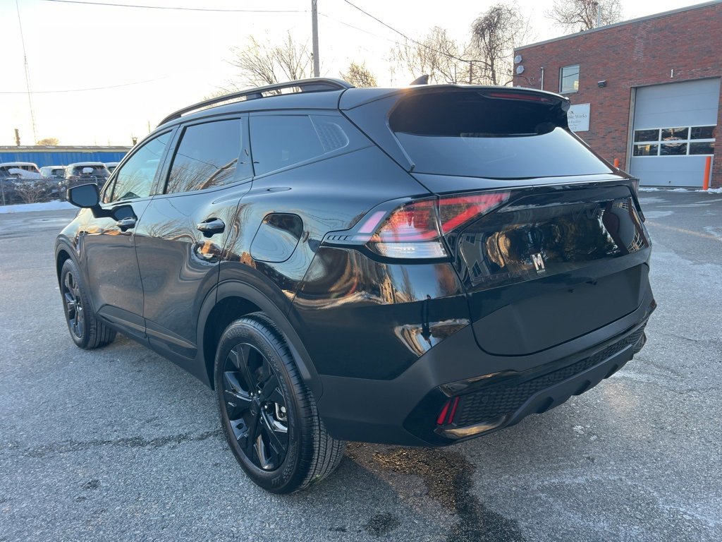Used 2025 Kia Sportage X-Line w/ Premium Package image 3