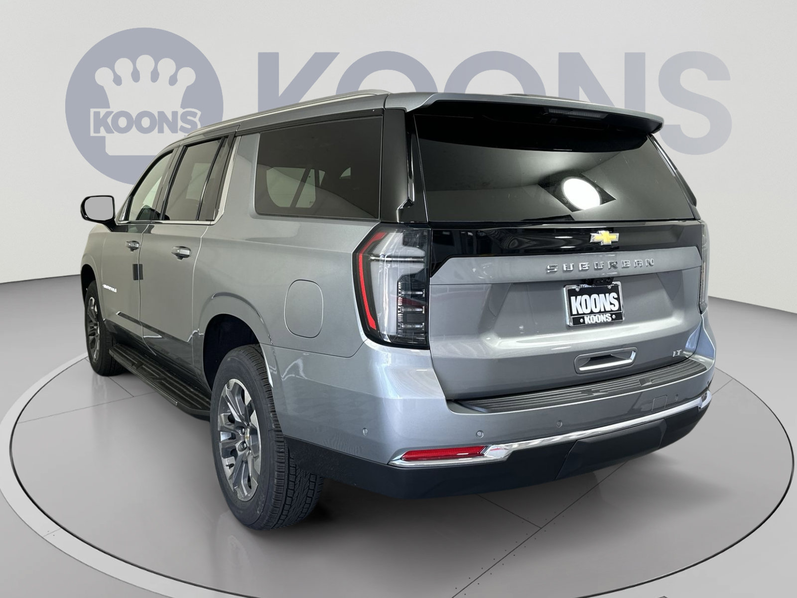 New 2026 Chevrolet Suburban LT w/ Advanced Technology Package AWD/4WD image 4