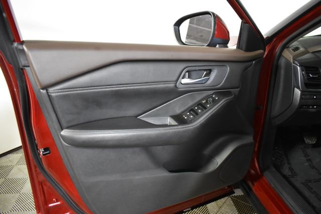 Used 2023 Nissan Rogue SV w/ SV Premium B Package AWD/4WD image 7