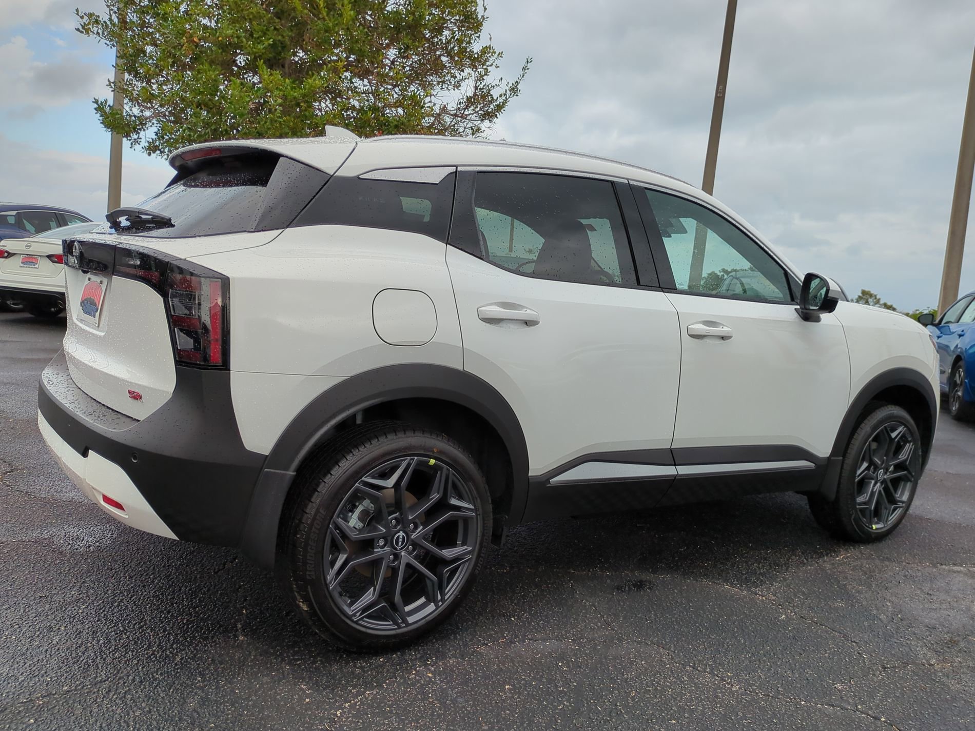 New 2026 Nissan Kicks SR FWD image 4
