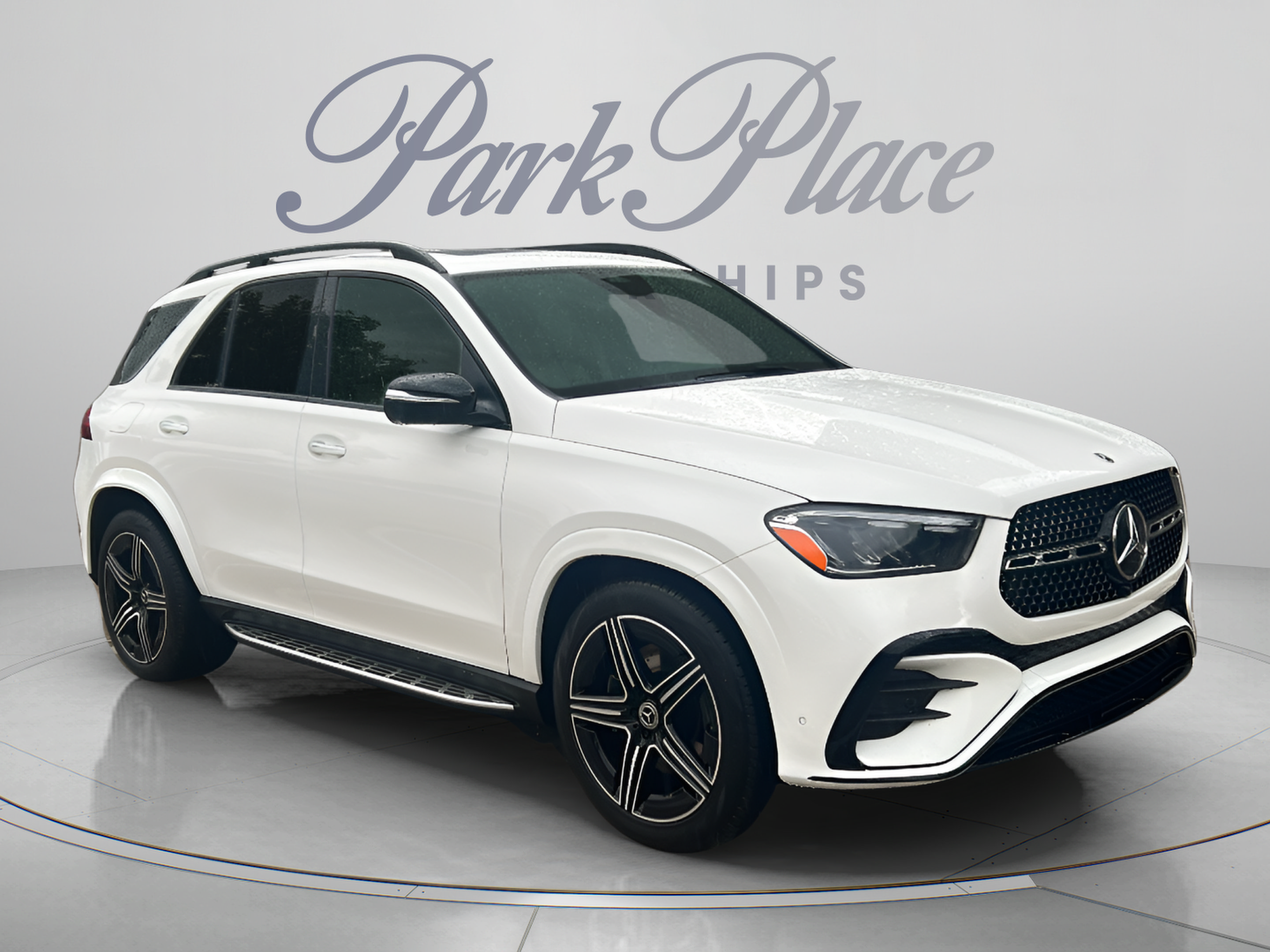 Used 2025 Mercedes-Benz GLE 450e 4MATIC image 7
