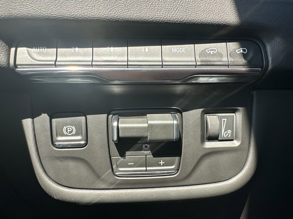 Certified 2026 Cadillac Escalade Sport w/ Touring Package image 35