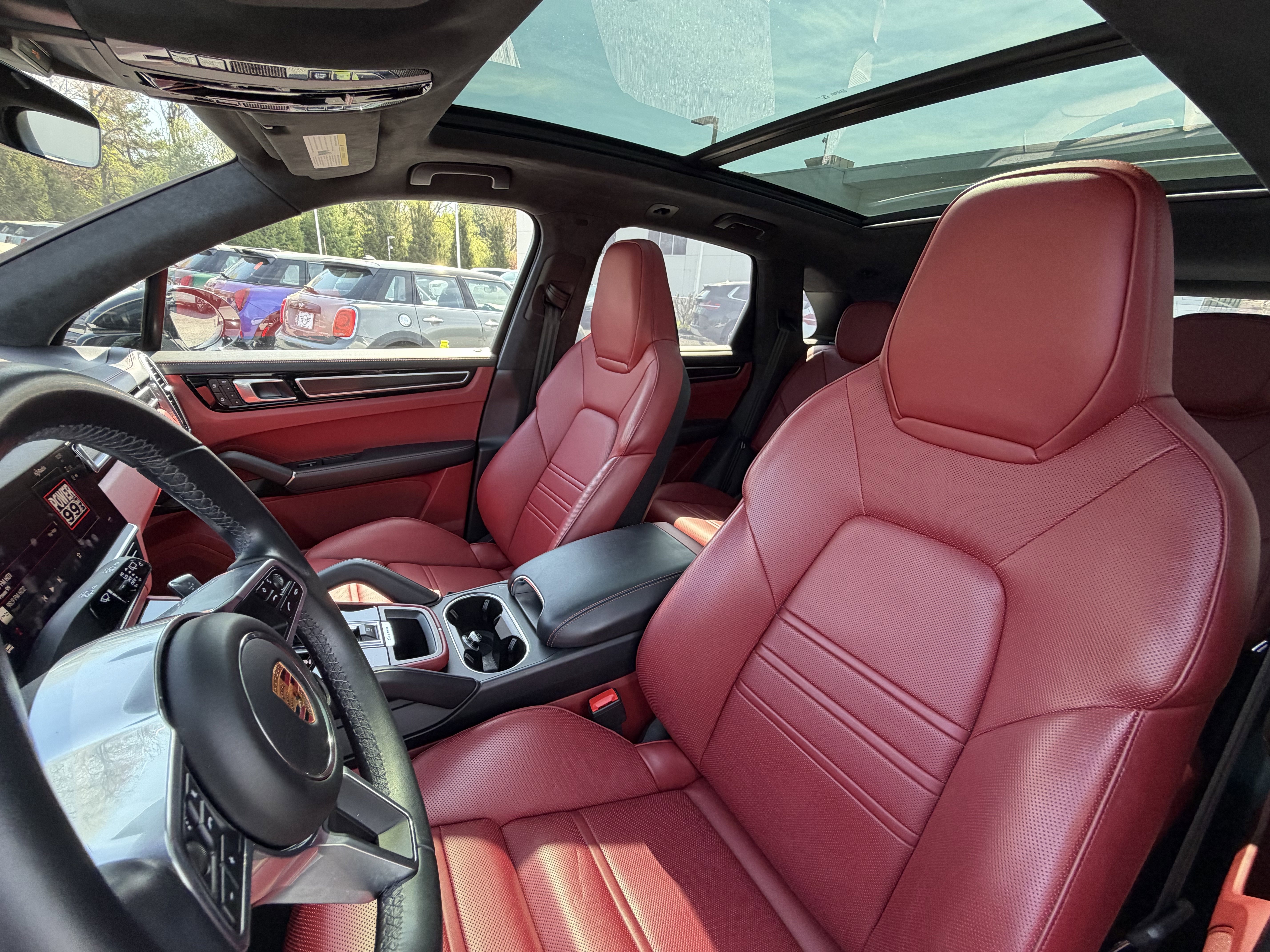 Used 2023 Porsche Cayenne GTS image 8