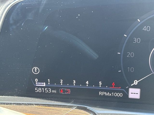 Certified 2022 Cadillac Escalade Premium Luxury image 15