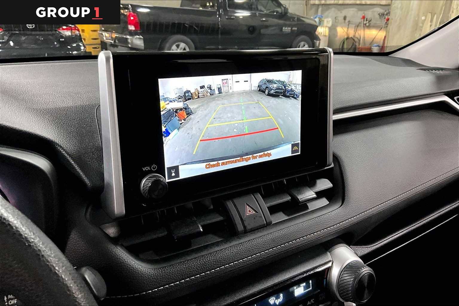 Used 2023 Toyota RAV4 LE FWD image 27
