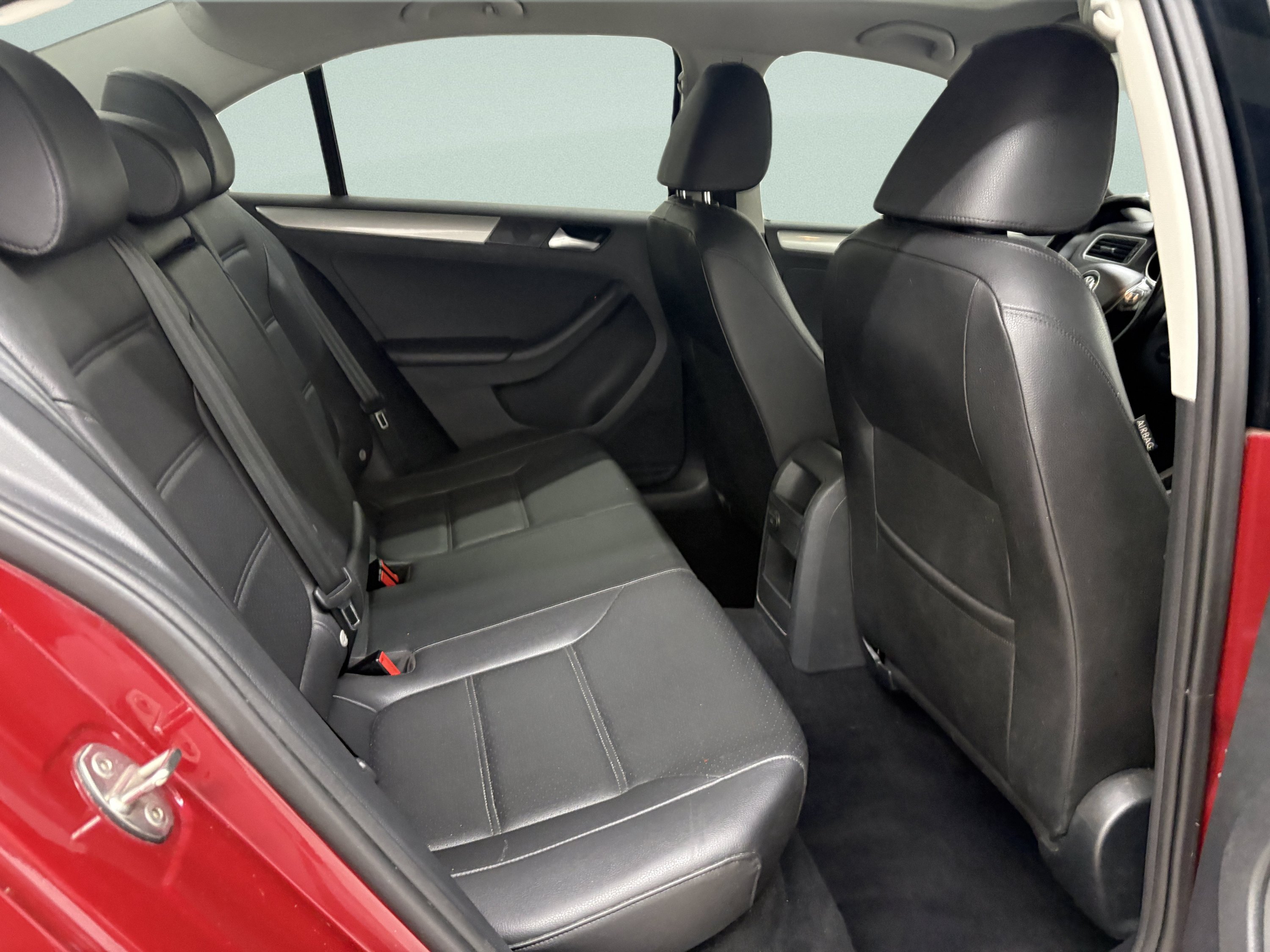 Used 2017 Volkswagen Jetta SE FWD image 23
