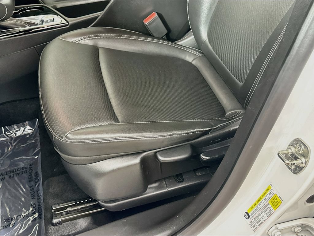 Used 2024 Buick Encore GX Sport Touring AWD/4WD image 27