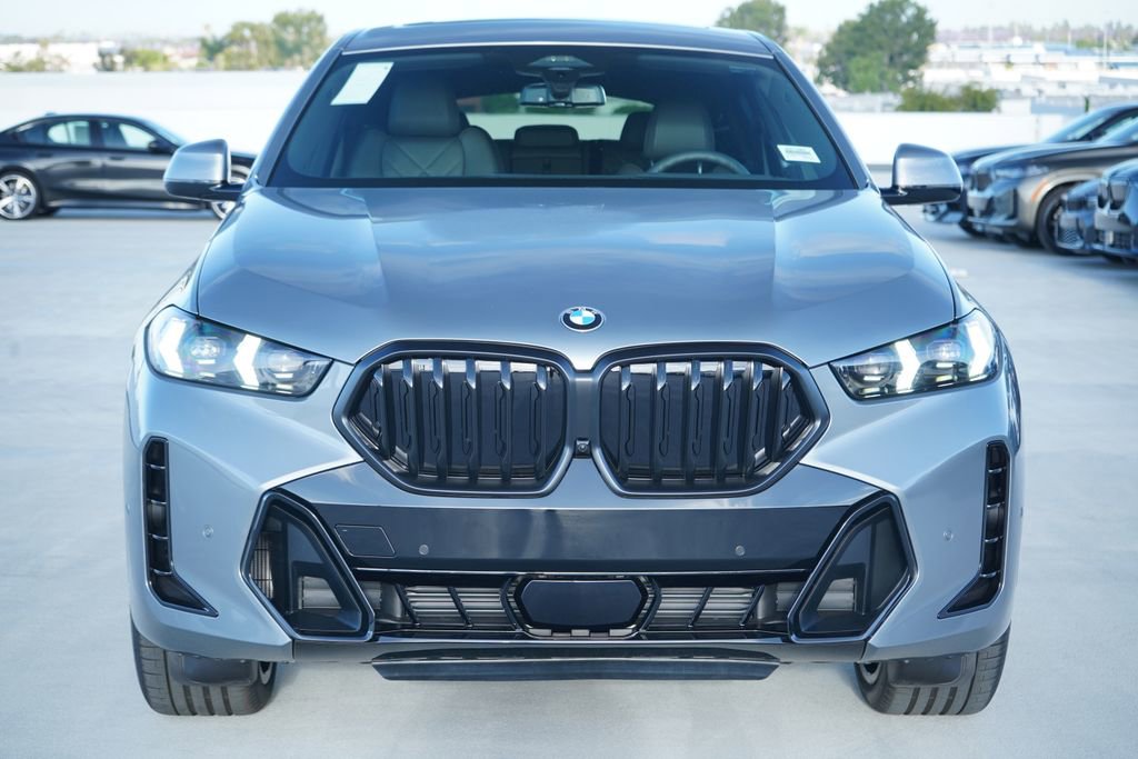 New 2026 BMW X6 xDrive40i w/ Premium Package image 2