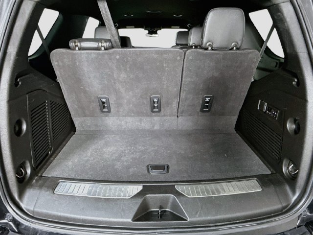 Used 2023 GMC Yukon Denali AWD/4WD image 34