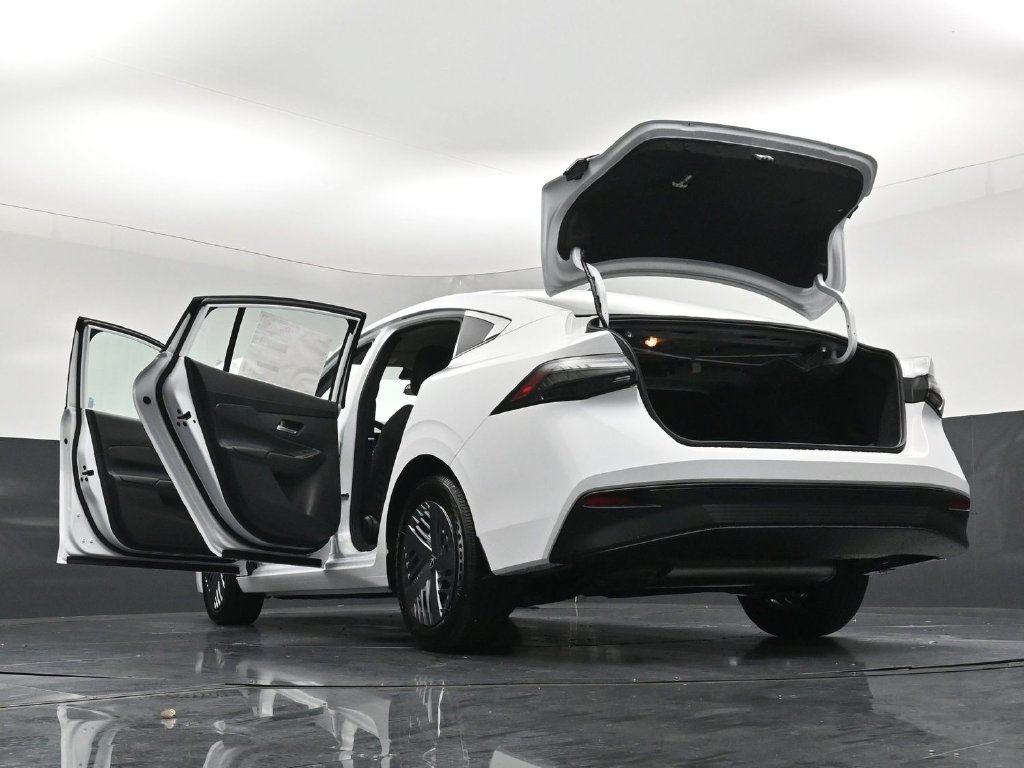 New 2027 Nissan Sentra S FWD image 36