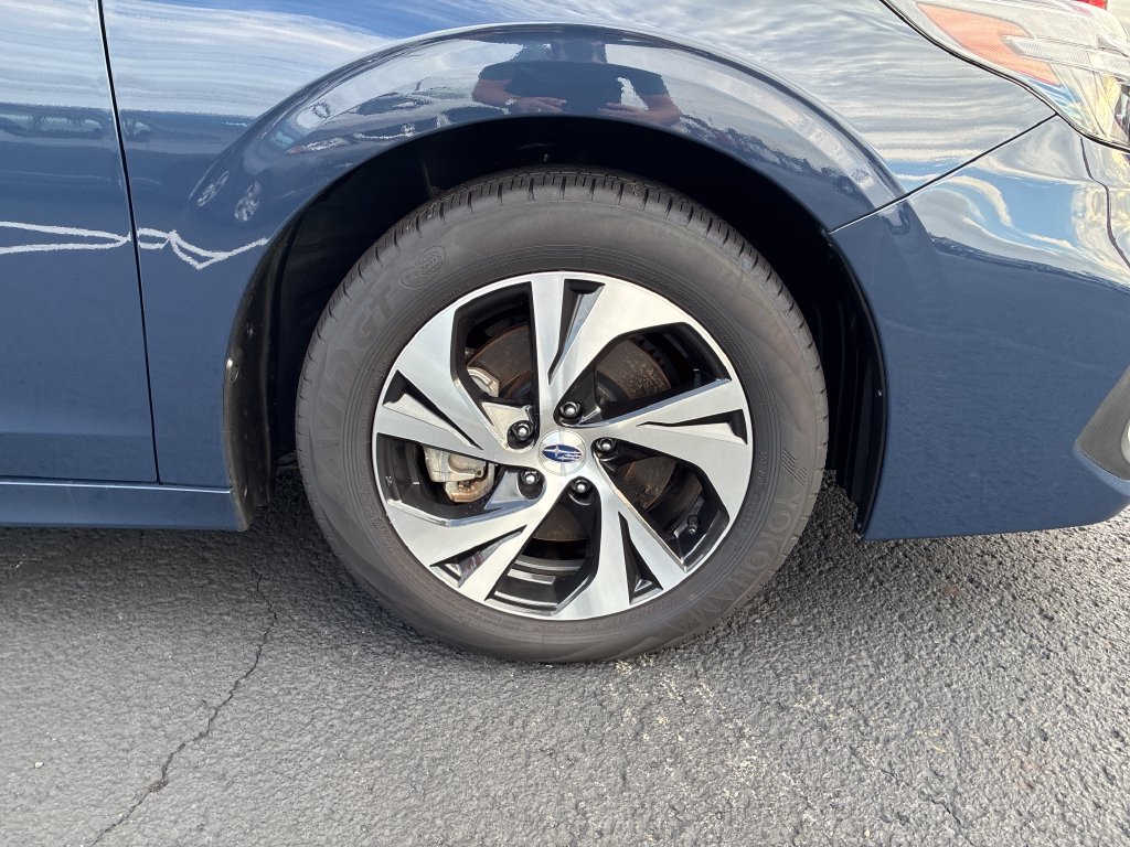 Used 2025 Subaru Legacy Premium AWD/4WD image 9