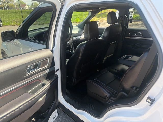 Used 2018 Ford Explorer Sport AWD/4WD image 24