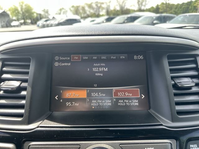 Used 2020 Nissan Pathfinder S image 22