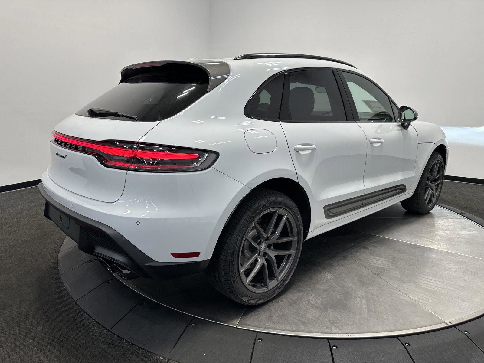 New 2025 Porsche Macan Turbo image 7