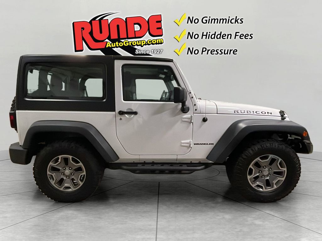 Used 2016 Jeep Wrangler Rubicon w/ Power Convenience Group AWD/4WD image 6