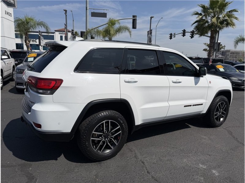 Used 2019 Jeep Grand Cherokee Trailhawk w/ Trailhawk Luxury Group AWD/4WD image 63
