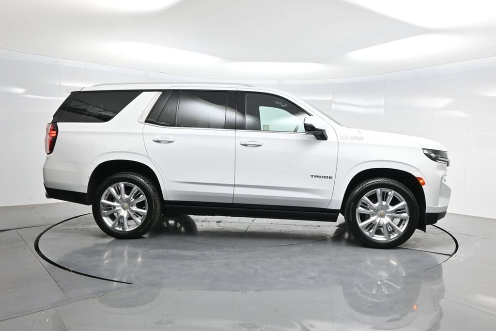 Used 2022 Chevrolet Tahoe High Country w/ Premium Package 2 AWD/4WD image 46