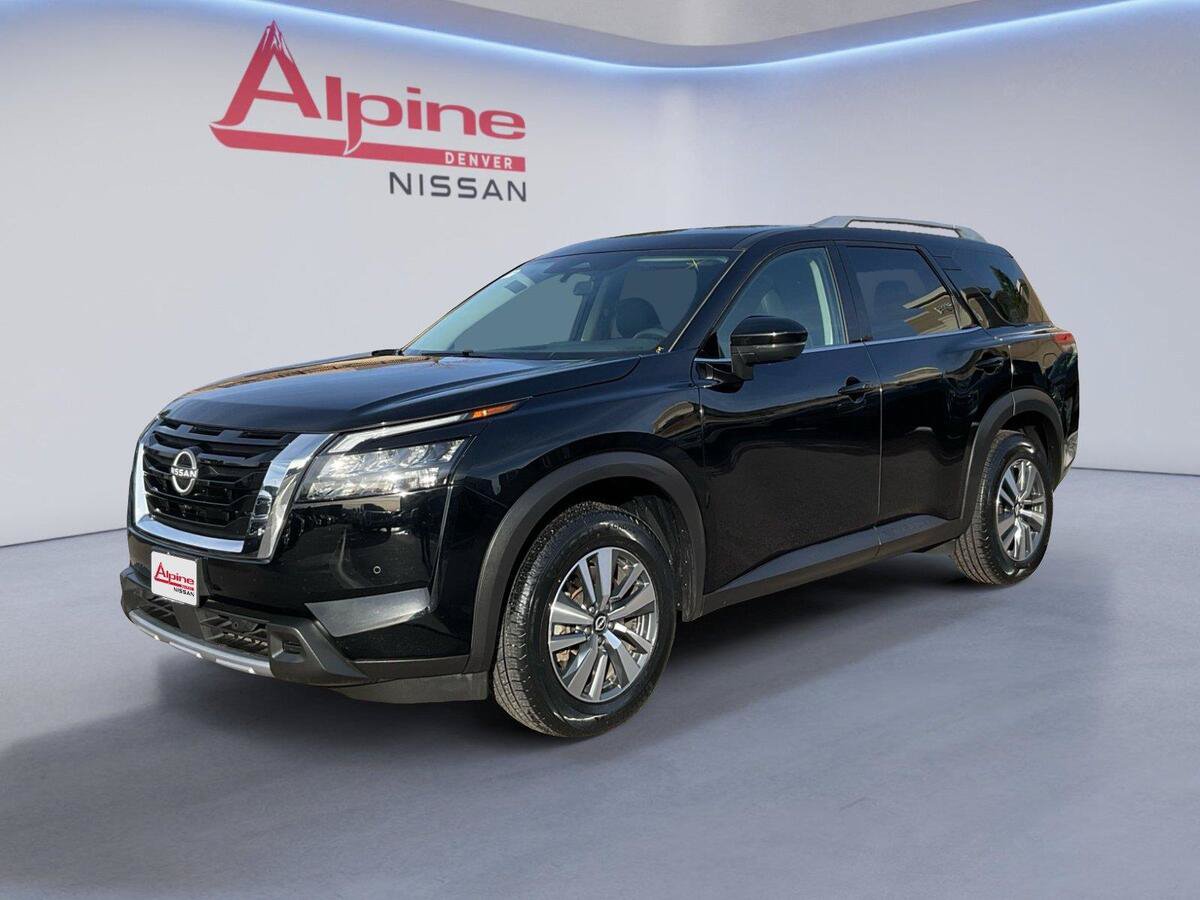 Used 2025 Nissan Pathfinder SL