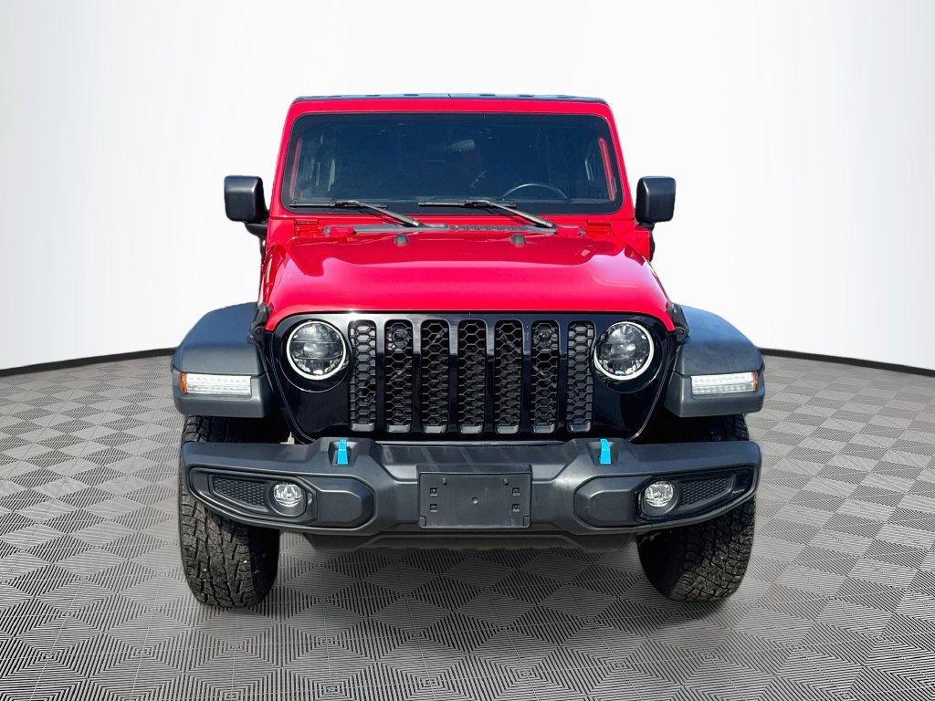 Certified 2023 Jeep Wrangler Unlimited w/ Cold Weather Group AWD/4WD image 2
