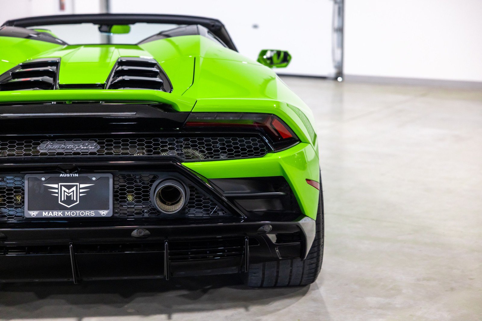 Used 2023 Lamborghini Huracan EVO AWD/4WD image 13