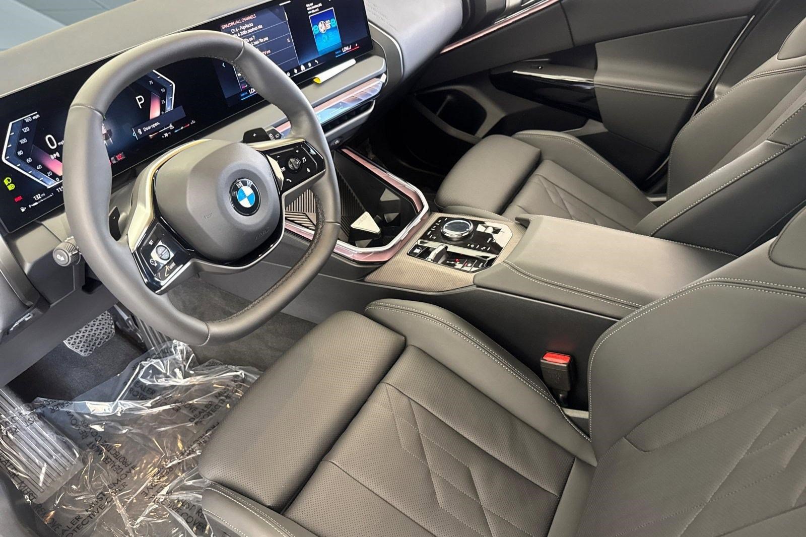 Used 2026 BMW X3 xDrive30i w/ Convenience Package AWD/4WD image 4