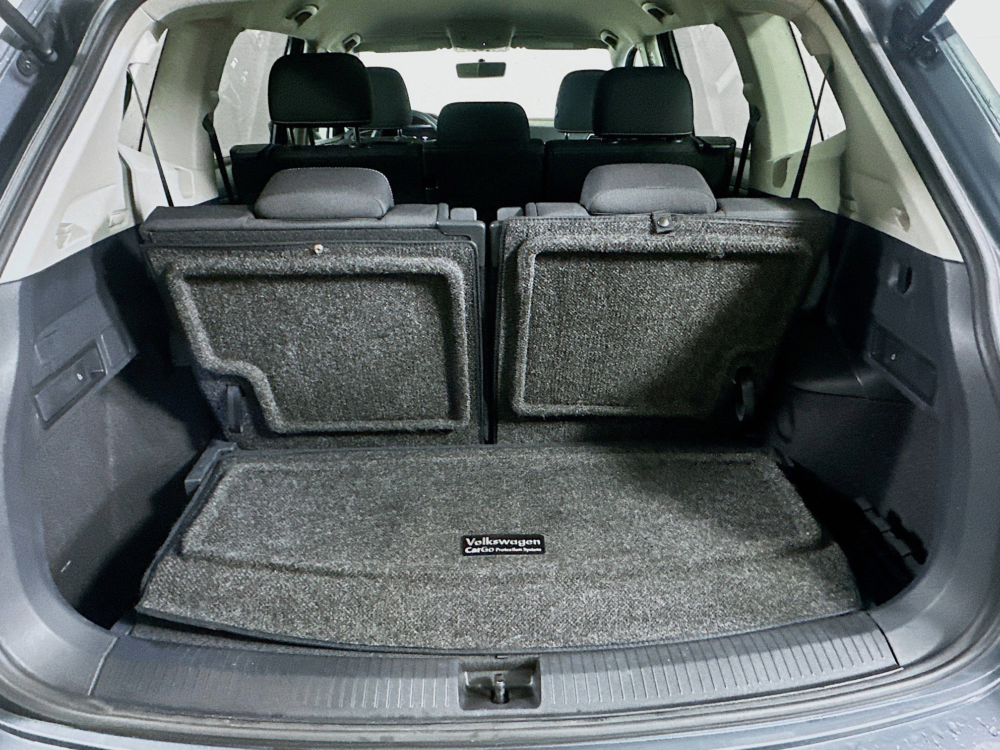 Used 2022 Volkswagen Tiguan S image 31